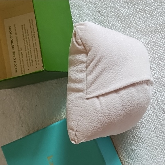 Kate Spade Watch Box - Picture 10 of 10